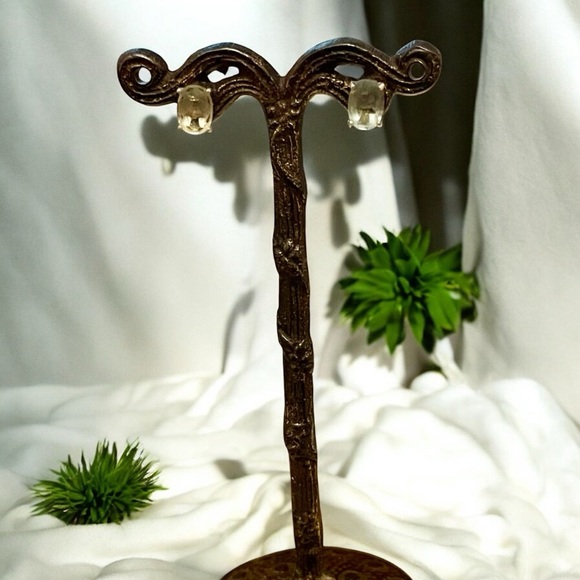 Green Fluorite Sterling Silver Stud Earrings 925 - Picture 4 of 6